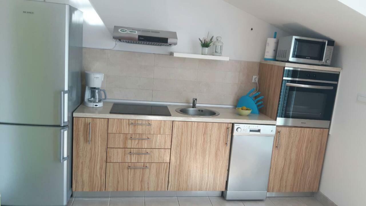 Apartmani Kali Bagian luar foto